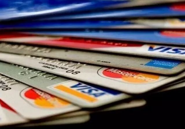 2021征信逾期必下的信用卡有吗？这几家银行的信用卡比较好申请！
